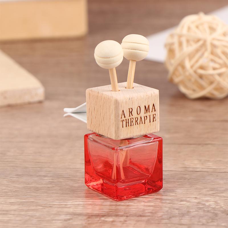 Car Air Outlet Hanging Perfume Pendant Fragrance Air Freshener Empty Glass Perfume Diffuser Bottle Aromatherapy Decor Accessorie