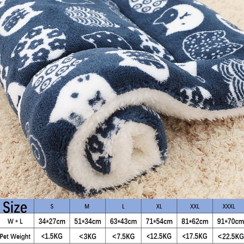 Flannel Dog Bed Thickened Soft Warm Pet Sleeping Mat Fleece Dog Blanket for Puppy Cat Dog Cushion Sofa Cushion Pet Accessories