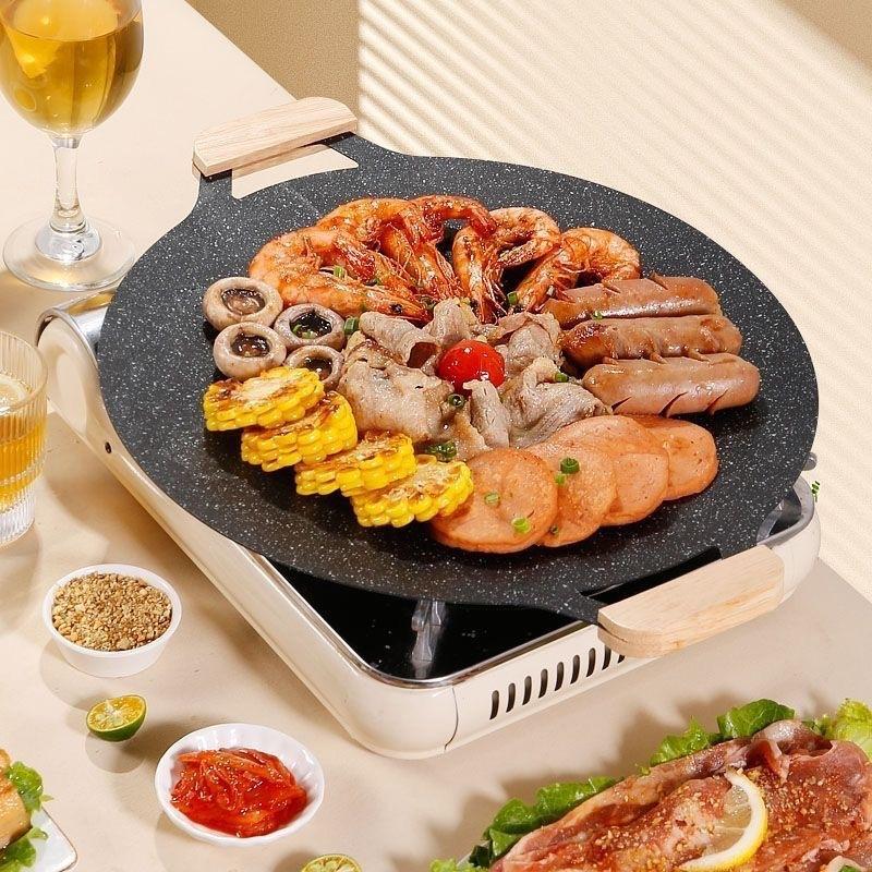 Korean Outdoor Frying Pan Non Stick BBQ Grill Roasting Pan with Removable Wooden Handle Travel Camping Barbecue Plate
