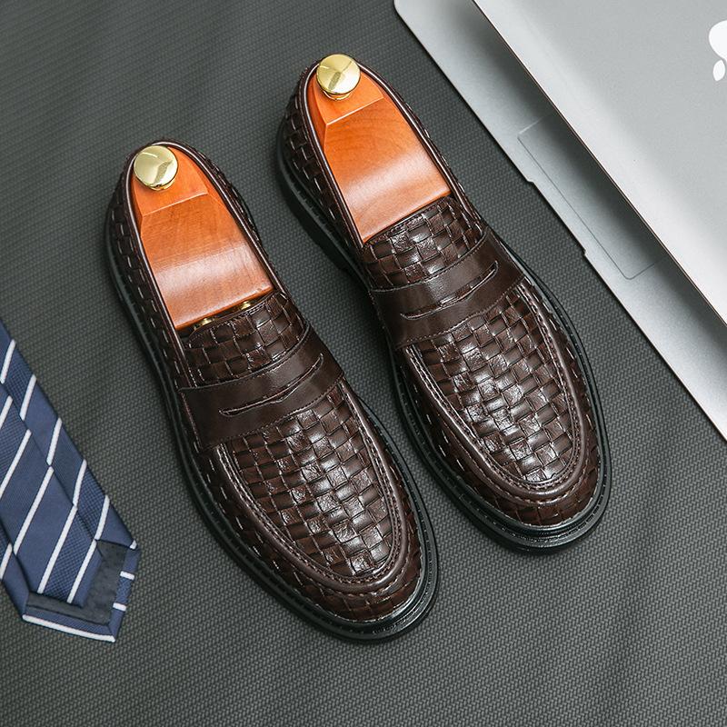 Men's Leather Shoes Summer Breathable Woven Air Cushion Men's Shoes British Style Casual Loafers Men's One Pedal