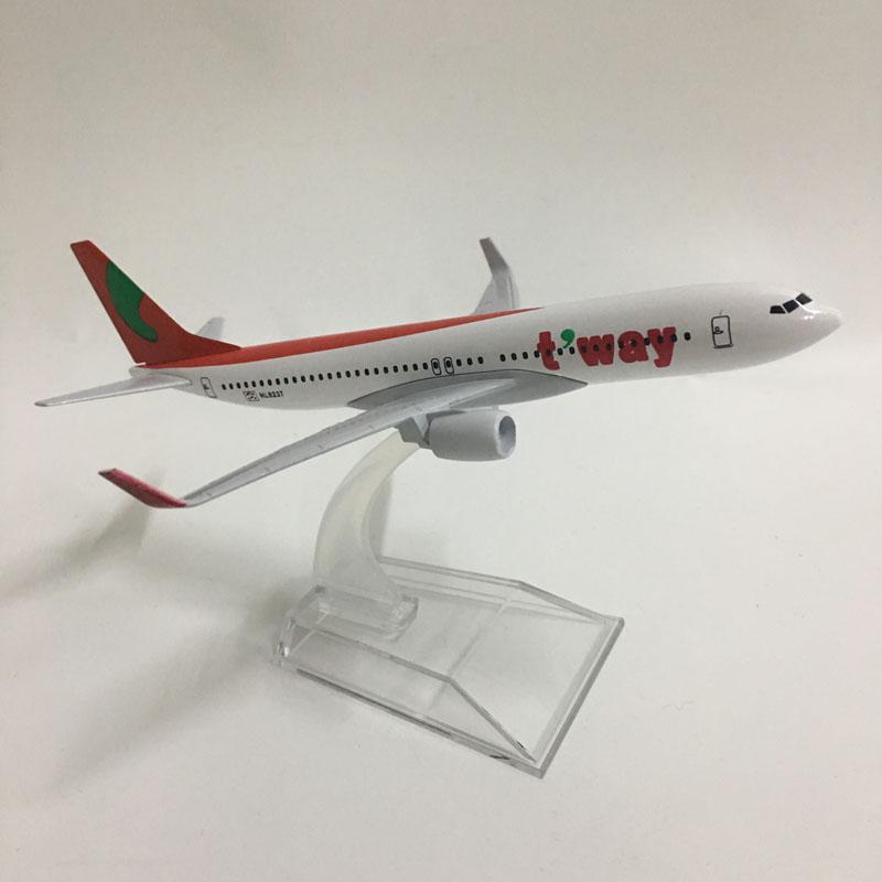 Джейсон Туту 16 см Модель самолета Korea T Way Boeing 737 Литой металл Масштаб 1/400 Самолеты