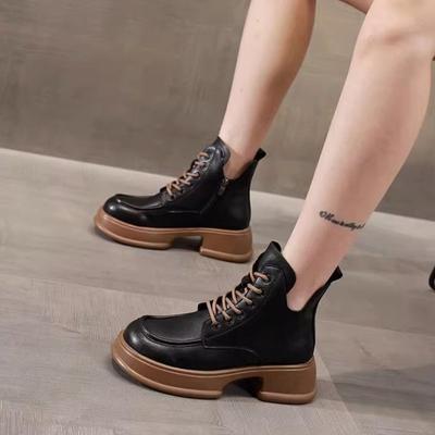 Ботильоны на платформе с круглым носком и шнуровкой, кожаные ботильоны до щиколотки на флисовой подкладке для женщин, тренд осень-зима 2025, готическая женская короткая обувь