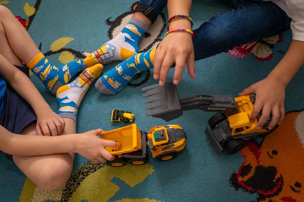 Строительство - носки для детей 23-26 лет