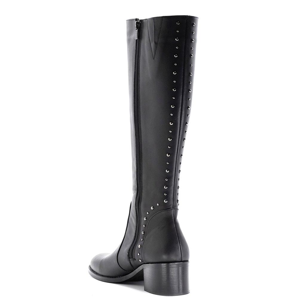 Женские сапоги из натуральной кожи на среднем каблуке до колена