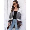 Женская свободная вязаная куртка-свитер на осень и зиму с контрастными цветами
