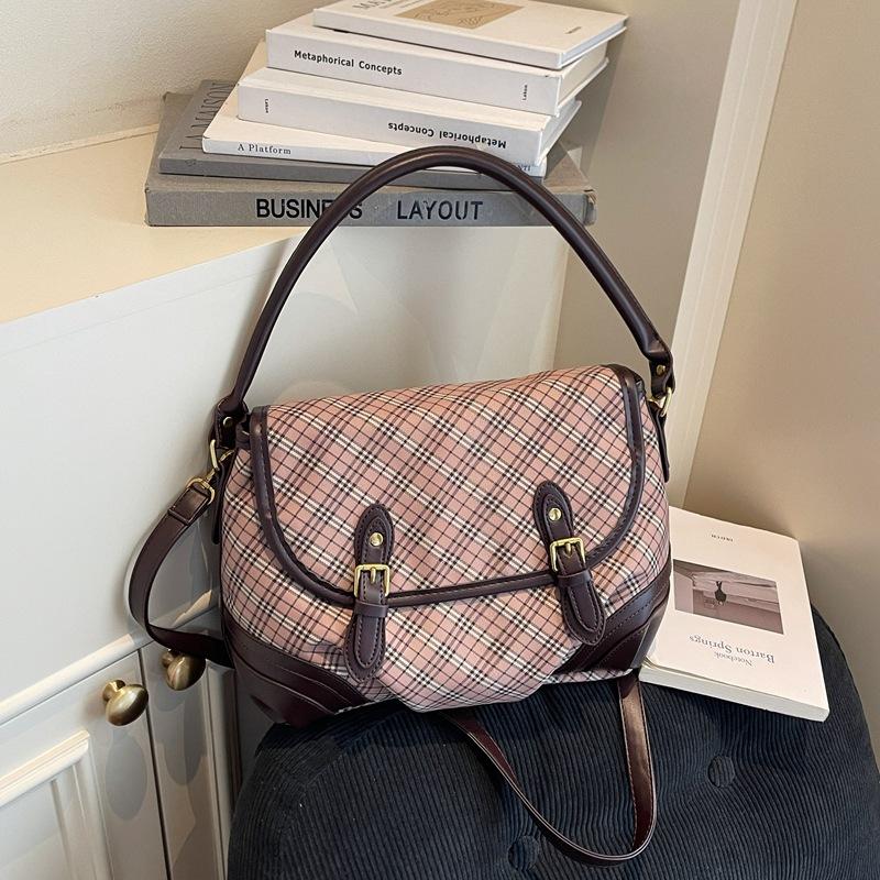 Простая сумка-тоут нишевая мода портативная на плечо для поездок большая вместимость новая сумка через плечо сумка-тоут