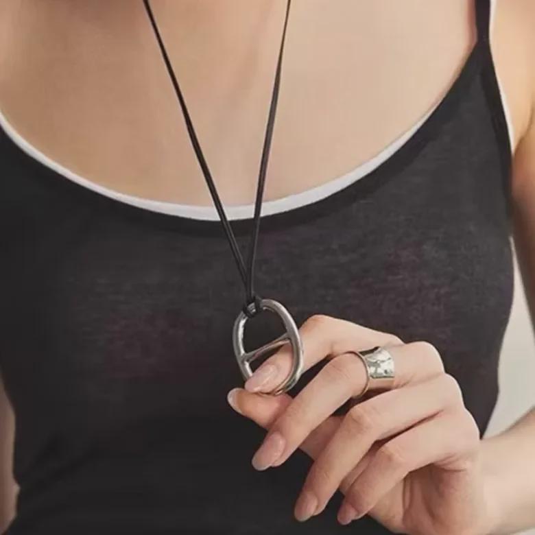 European and American Pig Nose Pendant Leather Necklace - Fashionable, Simple, All-Match Long Sweater Chain for Women