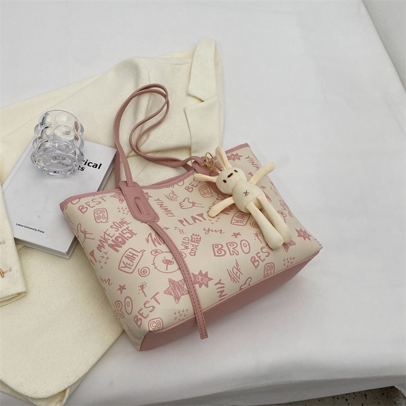 Tote Bag Women's Large Capacity Niche Style Graffiti Tote Bag