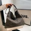 Crossbody Bag Autumn and Winter New Retro Casual Portable Commuter Bag Large Capacity Leopard Print Shoulder Tote Bag Women's Bag Tide