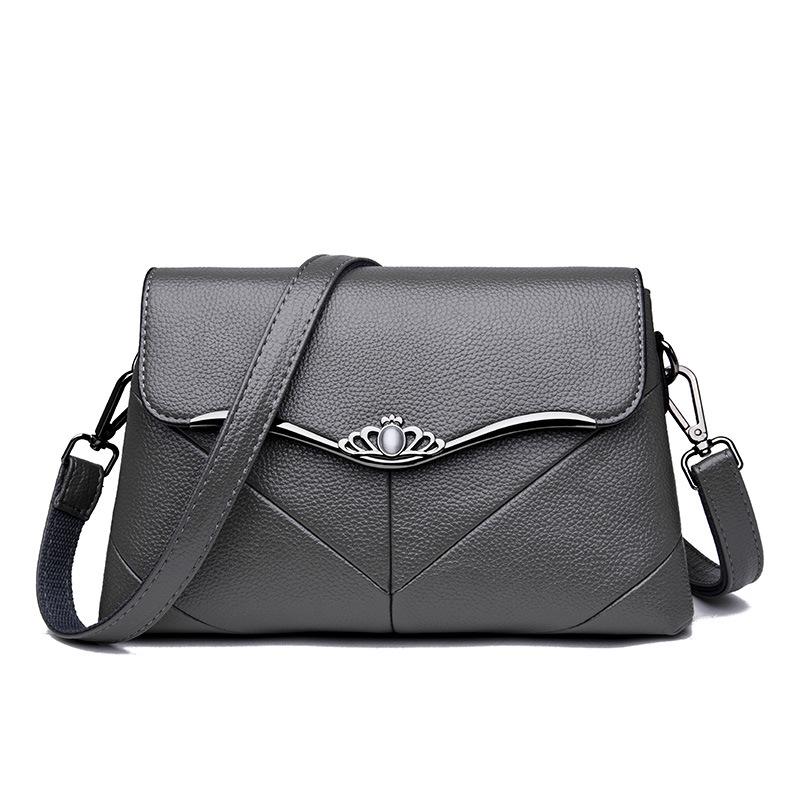 Сумка женская на одно плечо из кожи