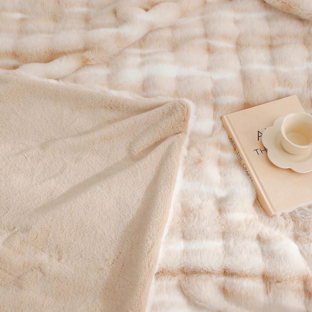 Tie-Dye Faux Fur Blanket Luxury Fluffy Faux Rabbit Fur Throws Blankets for Bed Sofa Double Layer Thick Plush Warm Winter Blanket
