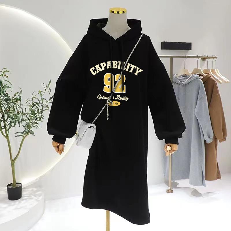 Женское худи с капюшоном большого размера свободное толстое теплое платье средней длины