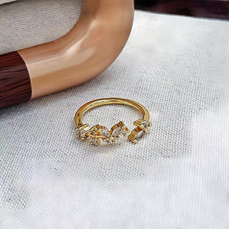 Ретро Нишевый Дизайн Простой Цирконовый Алмазный Раскрывающийся Кольцо Легкая Роскошь Алмазный Характер Высококлассное Кольцо