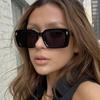 Rectangle Shape Female Sun Glass Korean Fashion Rivets Decoration Sunglasses for Men Fashion Trendy Party Sunglasses