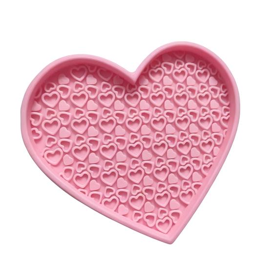 Heart Shaped Cleaning Pad 3D Printed Makeup Brush Mat, Heart-Shaped Scrubber with Textured Zones, Portable Mat Wash Tool for Foundation Eye