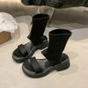 Черные сандалии на платформе с закрытым носком высокого класса женские 2025 новая летняя обувь увеличение роста с юбкой короткие голенища крутые ботинки