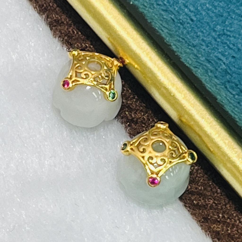 1 шт., Бусины из натурального камня с квадратными золотистыми акцентами, Бусины из белого жадеита, 1,1×1,1 см, для DIY аксессуаров для ожерелья, Изготовления ювелирных изделий, Уникальные рождественские подарки