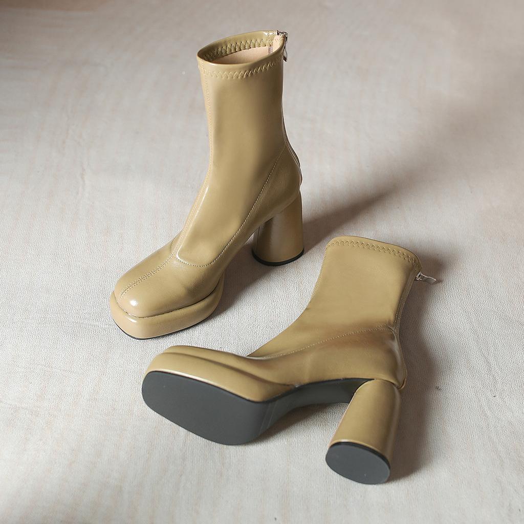 2025 Autumn and Winter Elastic Boots Children's British Style Thin Martin Boots Versatile High Heel Thin Short Tube Fried Street Socks Boots