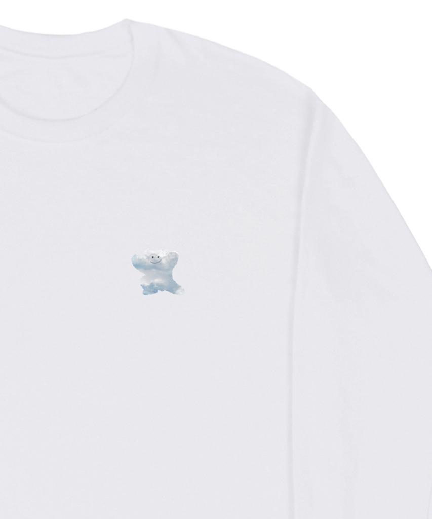 GRAVER [Unisex] Small Cloud Bear Smile Long Sleeve T-Shirt_White