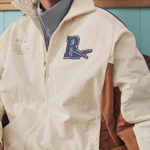 Reebok Женская куртка с застежкой-молнией в стиле ретро со стойкой и воротником-стойкой, цвет не совсем белый 23FRC108WGW2