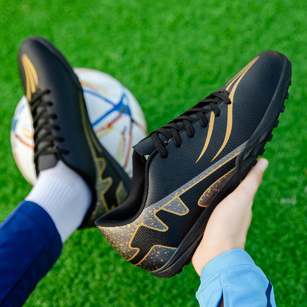 Men's Soccer Shoes TF Non-Slip Turf Soccer Cleats Train Shoes High Quality Comfortable Outdoor Sneakers Fashion Football Boot 45