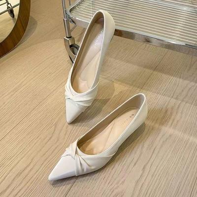 Мода 2025 Темпераментные Неглубокие Одинарные Туфли Женские Новые Внутри Высокая Платформа Острый Носок Универсальные Балетки для Женщин