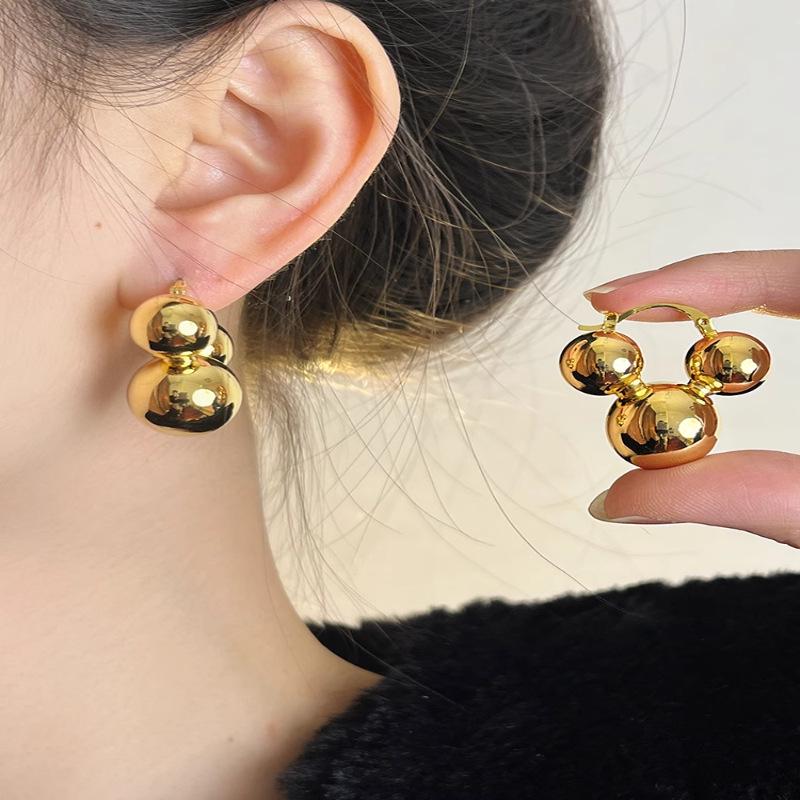 2024 Высококлассные Ретро Глянцевые Круглые Серьги-Каффы для Женщин - Стильный Нишевый Дизайн Металлическая Бижутерия