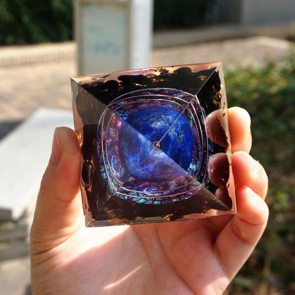 Orgonite Pyramid 60x60mm Natural Stone Pyramid 7 Chakras Power Stone Ornament Purification Crystal Energy Love Luck Marriage Luck Relationships Interp