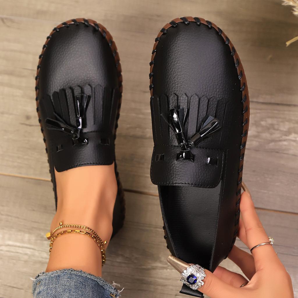 Модные лоферы с кисточками, подошва ручной работы, круглый носок, повседневные одинарные туфли, женские туфли на мягкой подошве, однотонные, на одной педали, большого размера