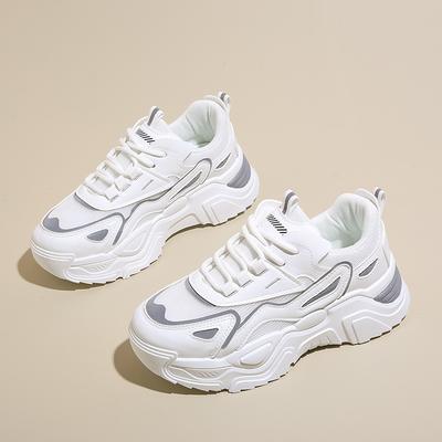 2025 весна новая женская обувь дышащая сетчатая спортивная обувь женская корейская версия универсальная утолщенная подошва увеличивающая рост повседневные кроссовки для папы женские