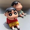 Держатель для телефона Crayon Shin-Chan Kawaii Anime, украшения для рабочего стола, мультфильм для просмотра ТВ, поддержка телефона, милые украшения для кукол, игрушки, подарки