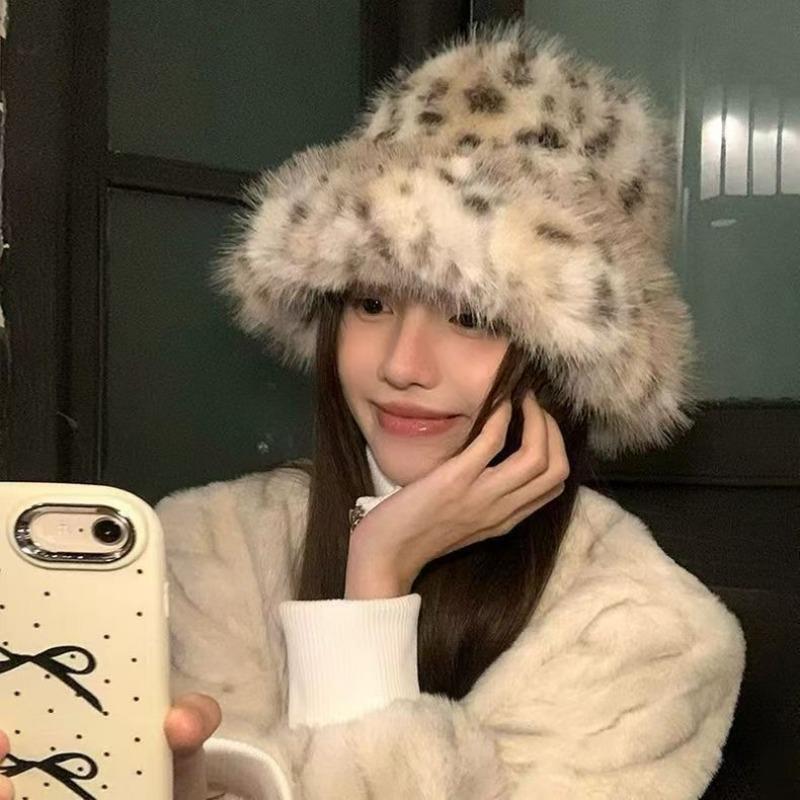 Leopard Print Plush Bucket Hat Outdoor Versatile Face Slimming Hat