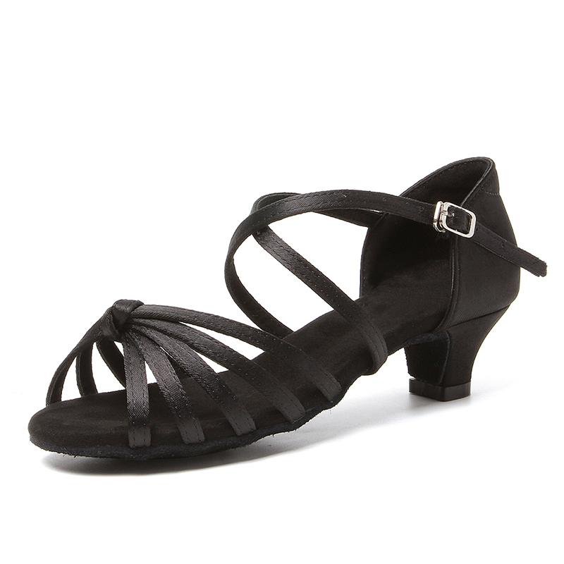 Женская обувь для латиноамериканских танцев для детей, мягкая подошва, обувь для бальных танцев, обувь для сальсы и чачи, каблук 4 см