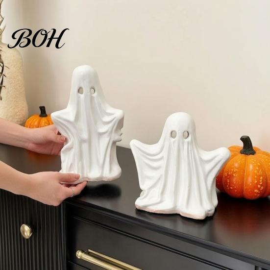 Retro Aesthetic Ornaments Halloween Ghost Figurine, Spooky Cute Statue, White Party Supplies Ornament for Home Tabletop Fireplace Decorations Decor