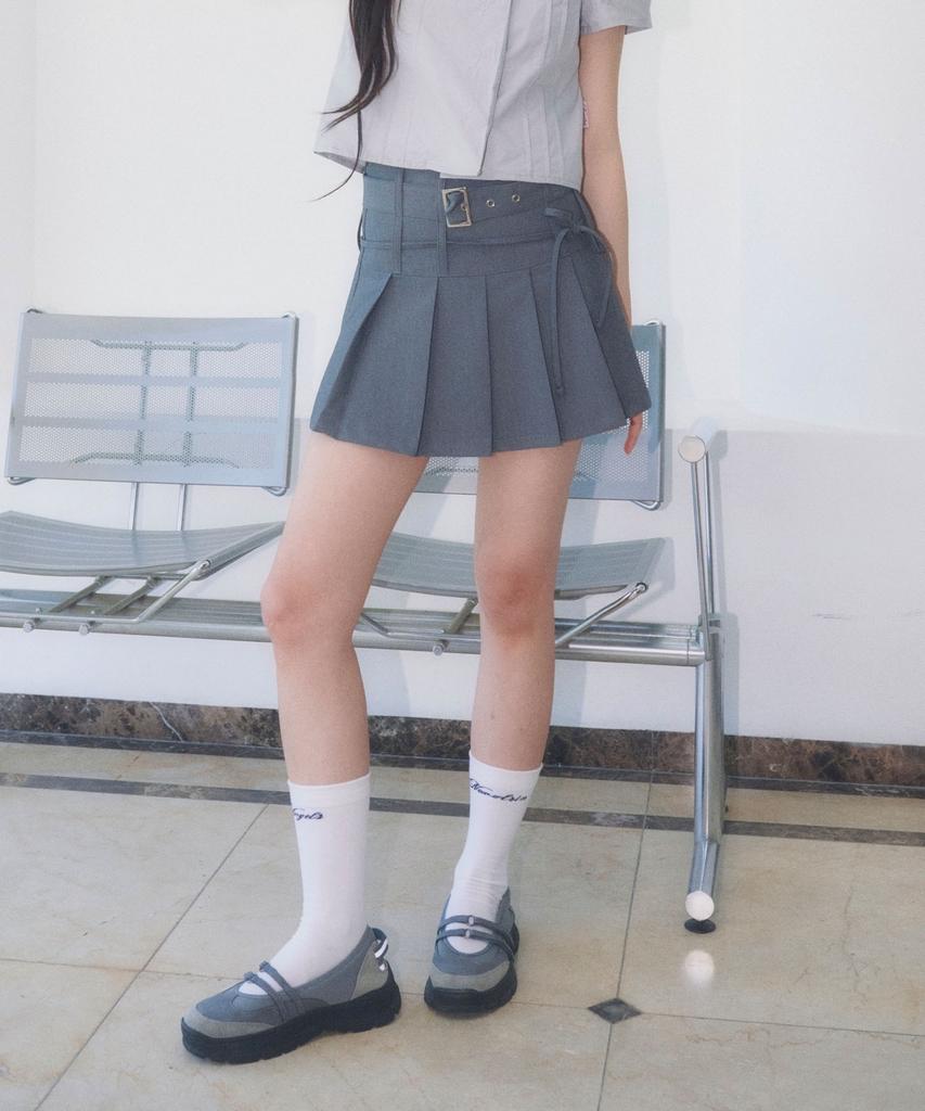 New Arin Highteen Belt Ribbon Pleats Skirt(3Colors)