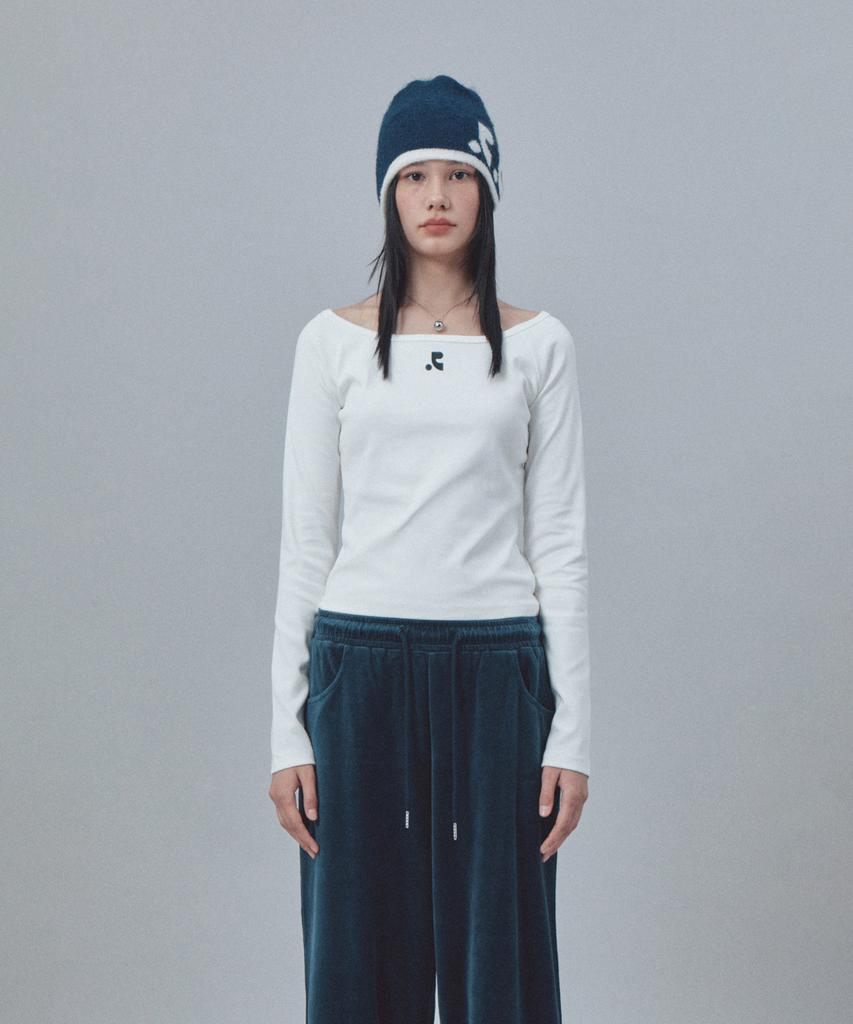 REST&RECREATION U-Neck Raglan Top - Ivory