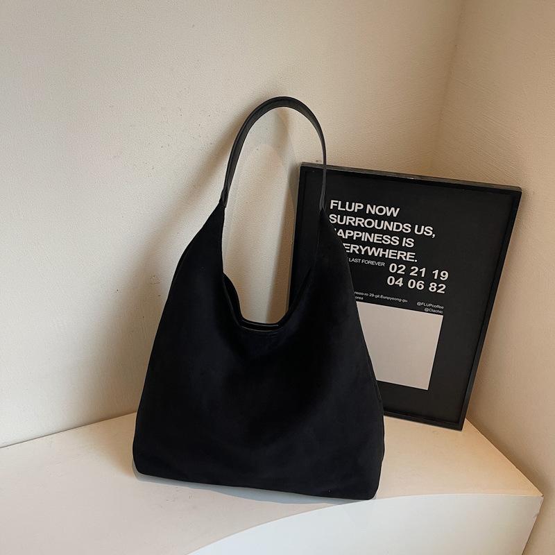 Retro Large-capacity Commuter Tote Bag Women's New Autumn and Winter Versatile Casual Shoulder Armpit Bag