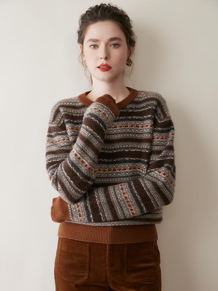 2025 Autumn/Winter Women's Versatile Cashmere Slimming Round Neck Long Sleeve Pullover