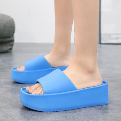 2024 Женские шлепанцы, однотонные шлепанцы, сандалии для девочек, модные женские туфли на каблуке 4 см, дизайнерские тапочки на платформе, повседневная пляжная обувь