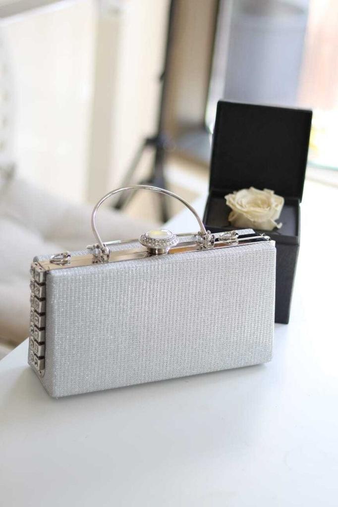 Women's Stylish and Useful Evening Dress Bag Women's Gold Stone Detailed Evening Dress Shoulder Bag with Holder