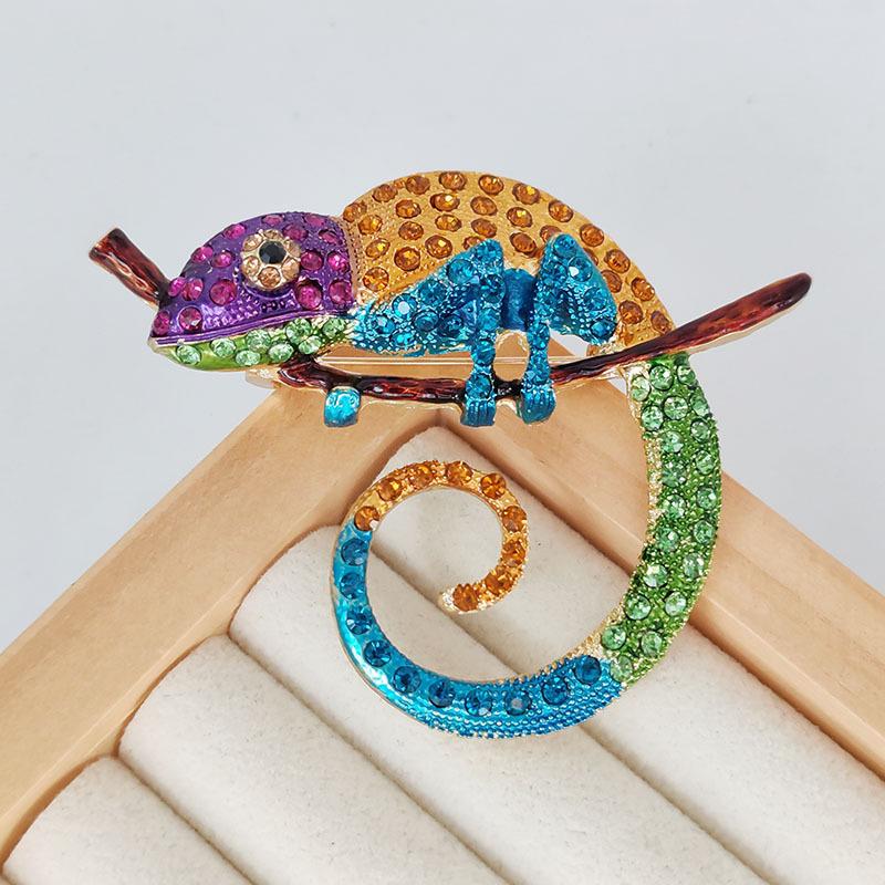 Chameleon Animal Lizard Brooch Pins Multicolor Jewelry Creative Gift for Women Fashion Office Outfit Highlight