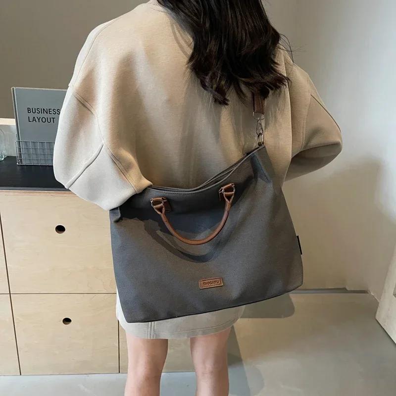 Large Capacity Monochromatic Canvas Bag for Women Concise High-quality Tote Elegant Designer Luxury Crossbody Bag