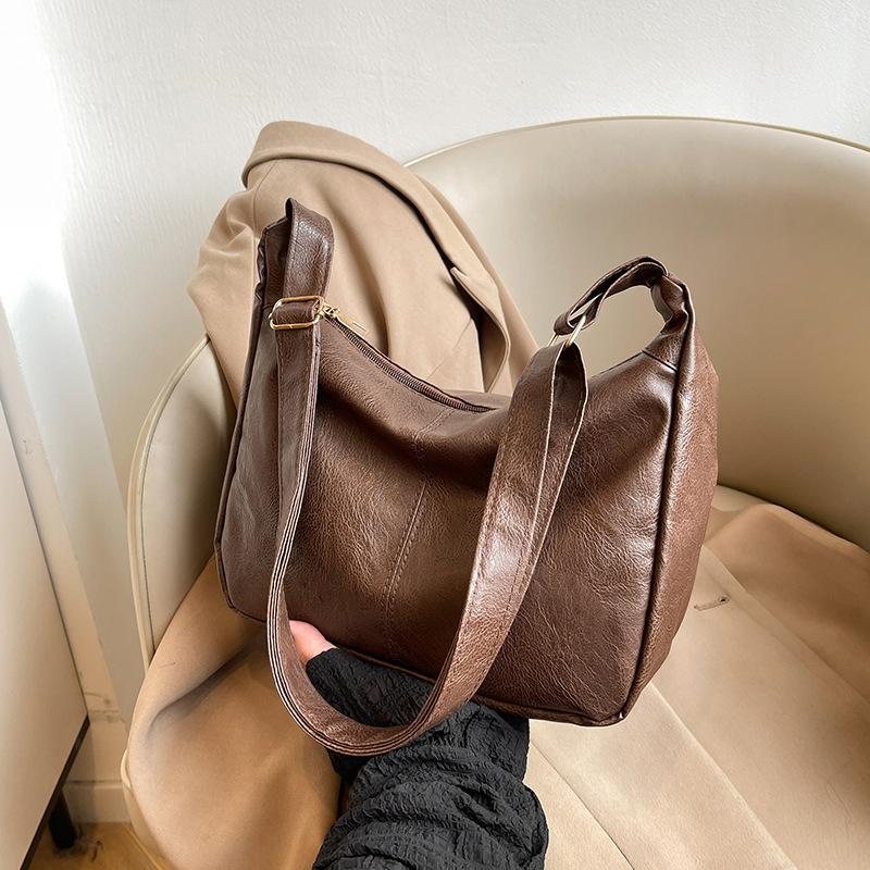 Большая вместительная женская сумка, новая корейская версия мягкой сумки-тоута, модная универсальная простая сумка через плечо большой вместимости
