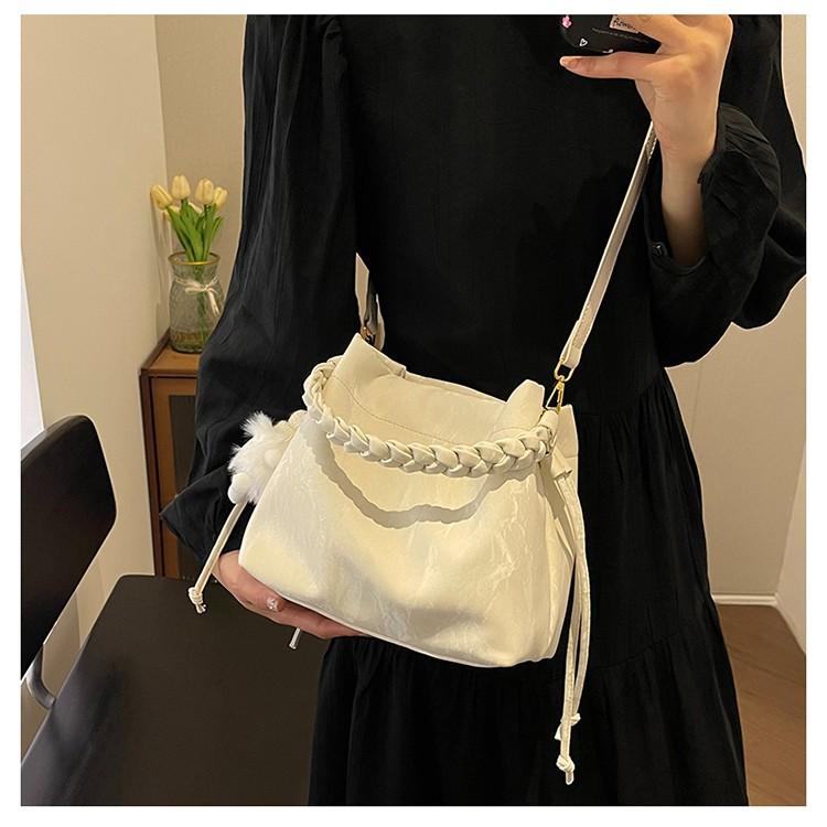 Women's Floral Canvas Shoulder Bag