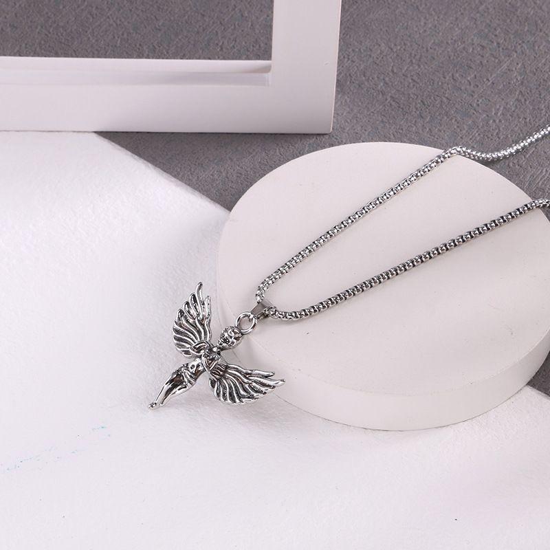 Versatile Hip-hop Necklace Men's Fashion Brand Street Pendant Bungee Sweater Chain Accessories Pendant