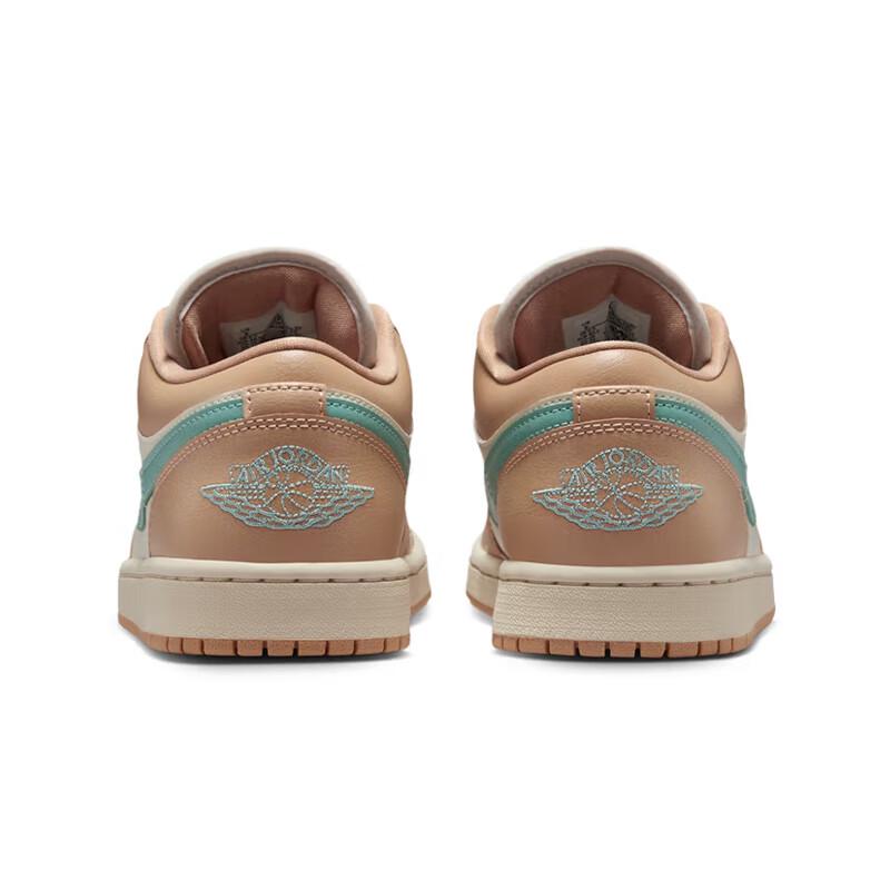 Jordan Женские низкие кроссовки AJ1 DC0774-130