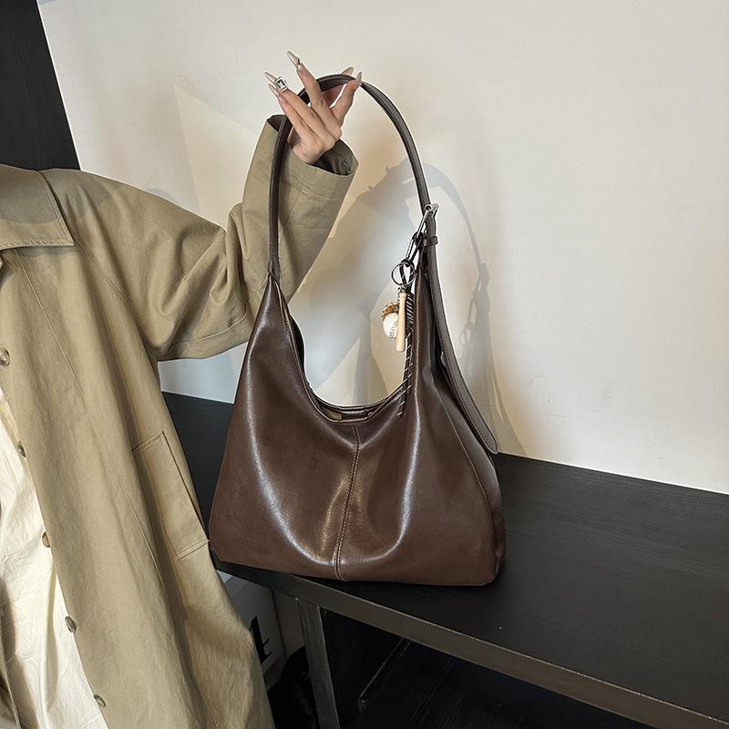 Bags Women's Large Capacity 2025 New Spring and Autumn Versatile Premium Sense Shoulder Messenger Bag Commuter Soft Pitot Bag