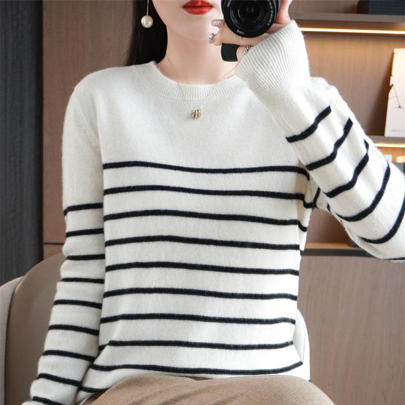 Autumn Striped Knit Sweater Women's Large Size Round Neck Loose Casual Long-sleeved Bottoming Shirt