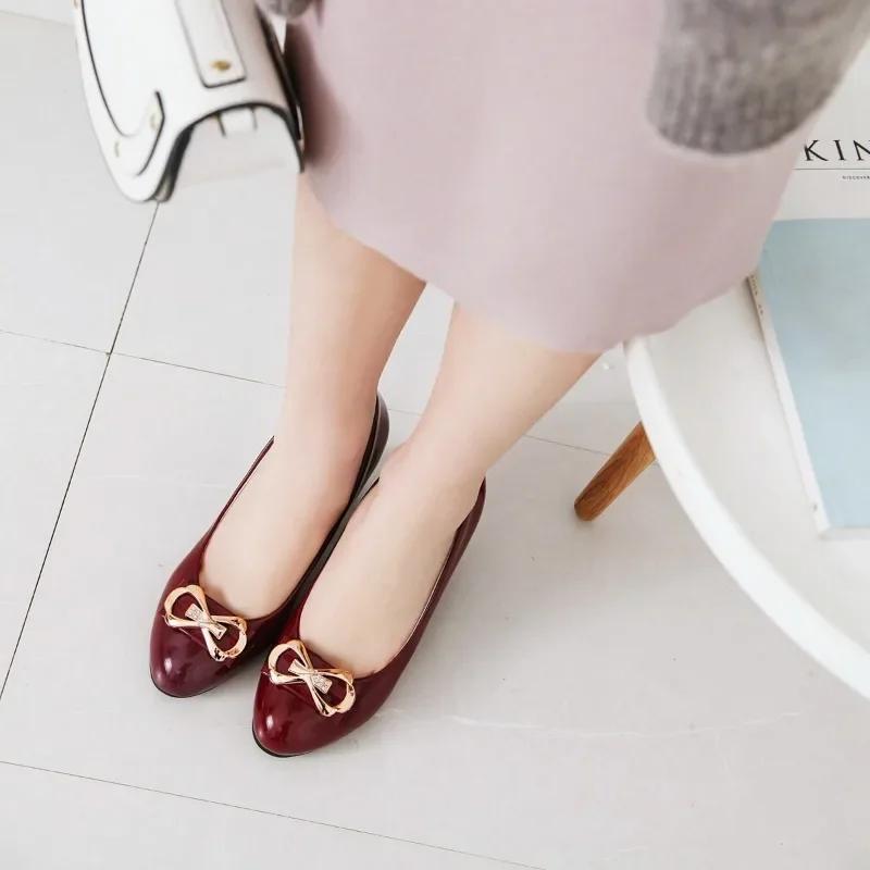 Распродажа женской обуви 2024 года, новые женские туфли-лодочки без застежек, осенние туфли-лодочки с острым носком, однотонные туфли-лодочки с бабочкой и металлическим украшением, с неглубоким горлом