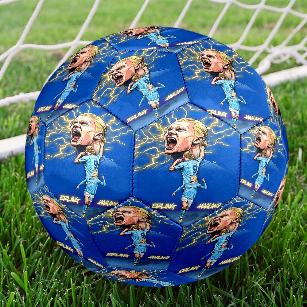 Football Player Snowy Scene Soccer Ball Size 5 Football Machine-Stitched Indoor/Outdoor Training and Matches for Football Accessories